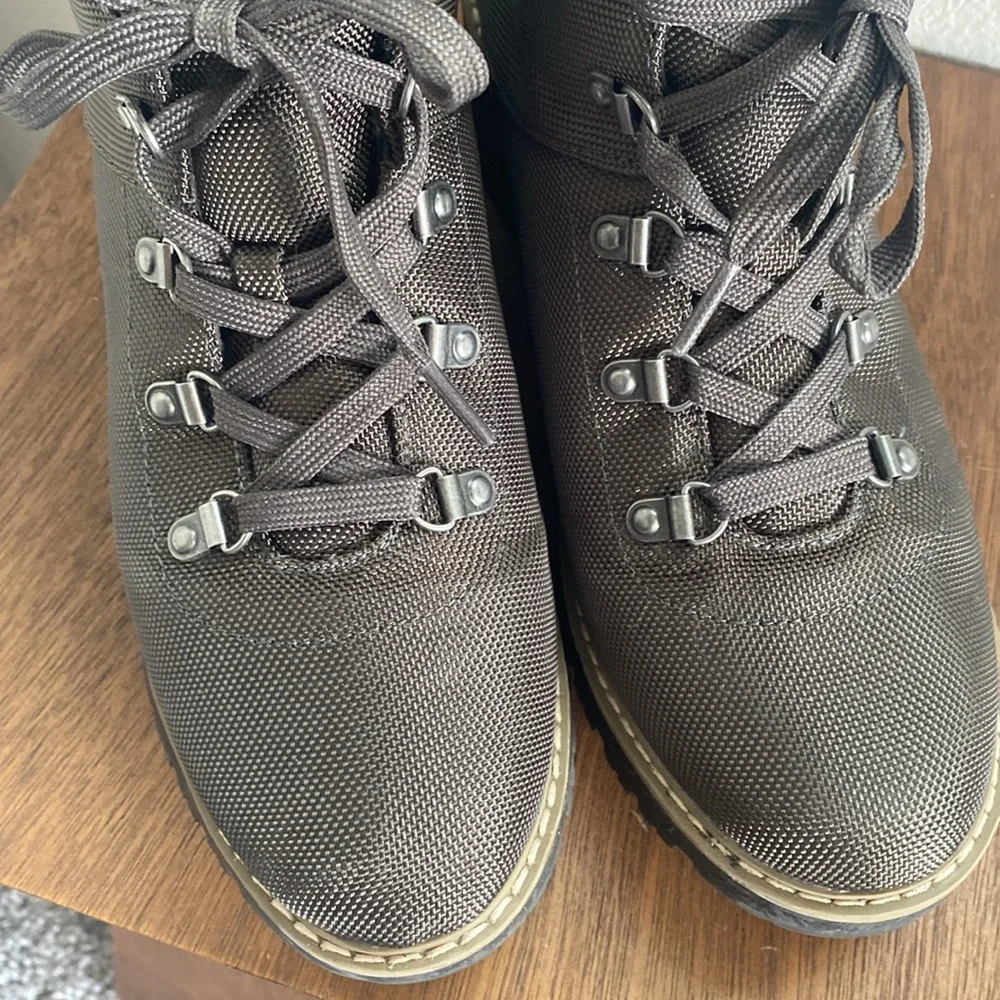 Sonoma Goods For Life Oleen Gray Water Repellent Hiking Boots, Women’s 11